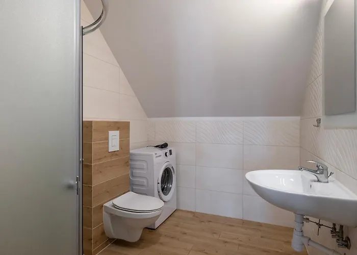 Rum i privatbostad 4 Pory Roku Nadole (Pomerania)