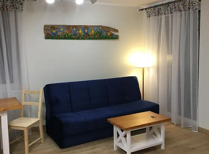 Rum i privatbostad 4 Pory Roku Nadole (Pomerania)